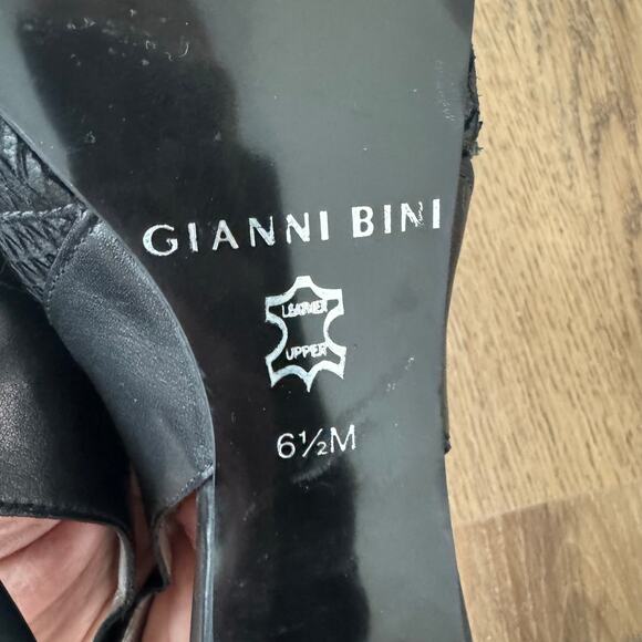 Gianni Bini Strappy, Open Toe Heels in Black - Picture 7 of 7